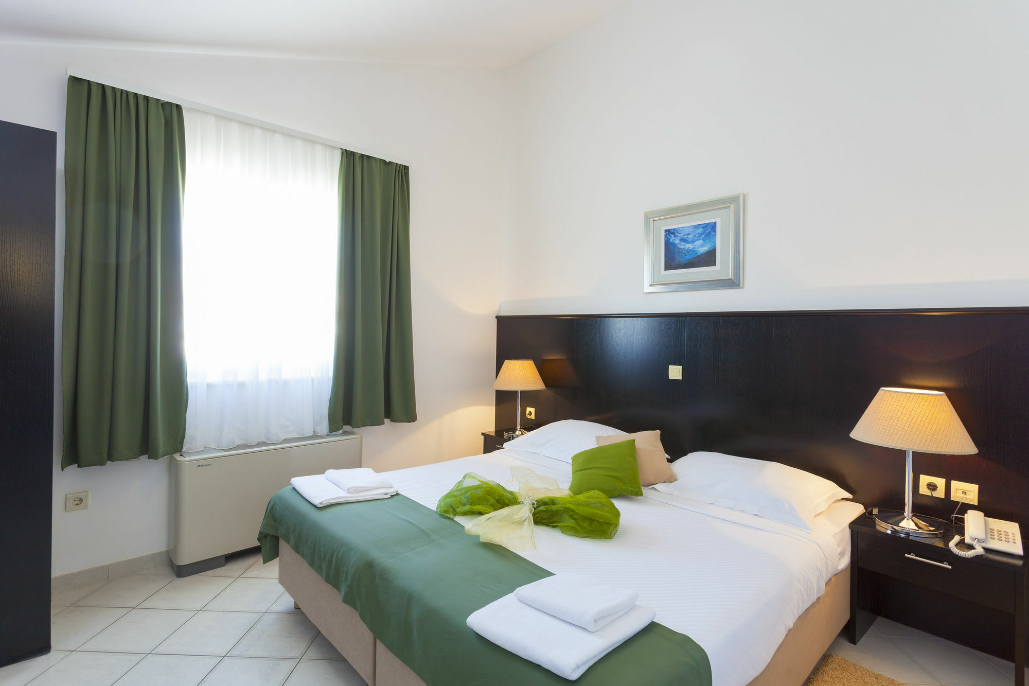 Hotel Milenij มาคาร์สกา ภายนอก รูปภาพ
