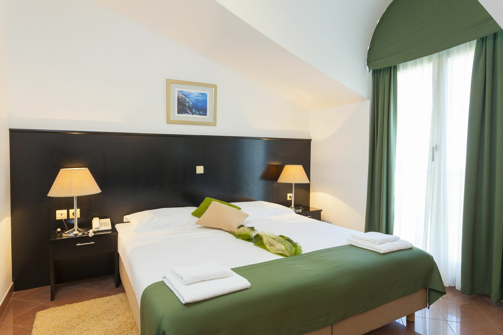 Hotel Milenij มาคาร์สกา ภายนอก รูปภาพ